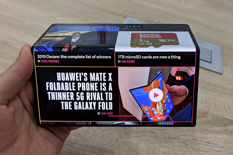 折疊屏手機Mate X：感覺不到中間有折痕